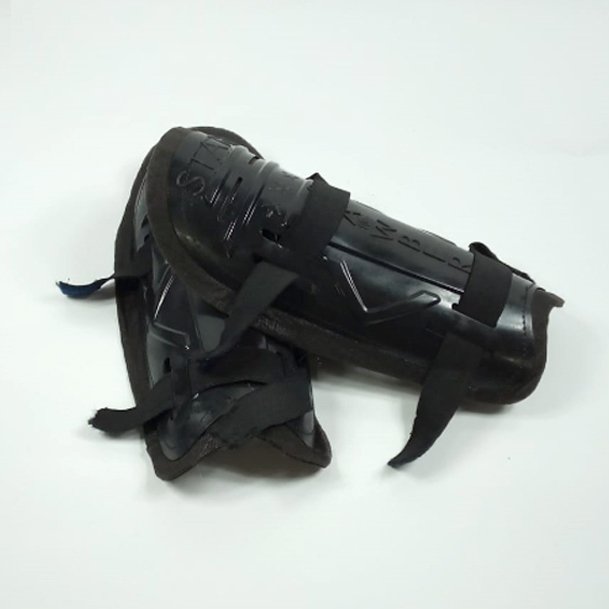 Yetişkinler İçin Tekmelik Dizlik Dayanıklı Sporcu Koruma Ekipmanı