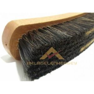 AHŞAP SAPLI AYAKKABI FIRÇASI İPEKSİ KIL YÜZEY