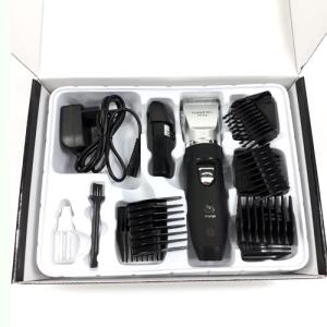 Çift Bataryalı Seramik Bıçaklı 8 Taraklı 18Cm  Traş Makinesi Tr600