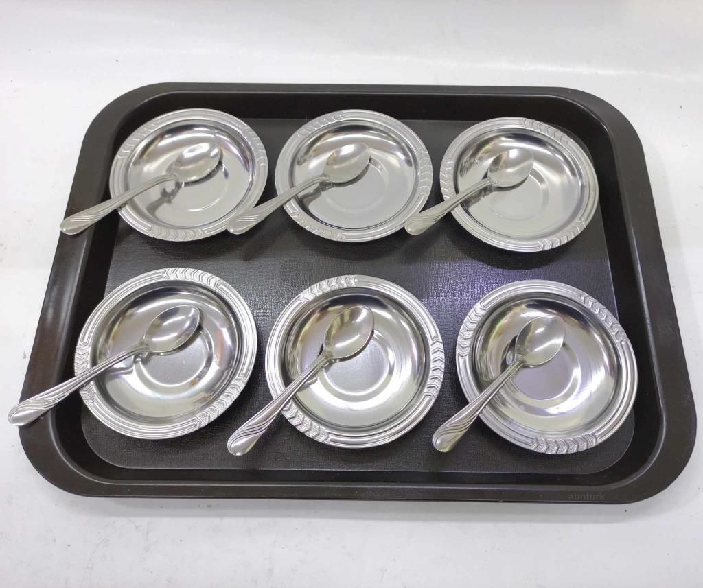 Kırılmaz Tepsi ile 13 parça Çay Sunum Seti 6 çelik Tabak 6 Kaşığı Günübirlik Kullanıma Tam ideal