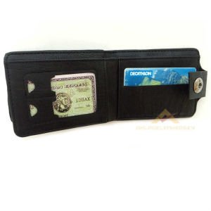 KEVIS YUMUŞAK DERİ KABARTMALI ERKEK CÜZDANI