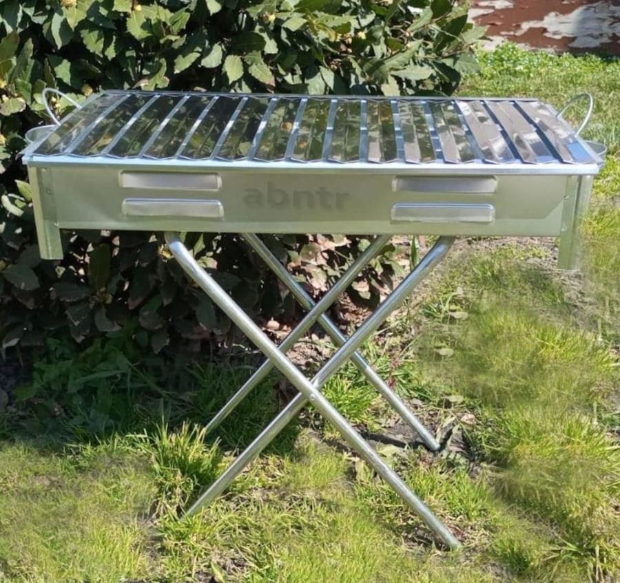 Ayaklı Büyük Mangal 50cm Kebapçı Tipi Geniş Oluklu Paslanmaz Galvaniz Gövde Krom Köfteci Izgarası