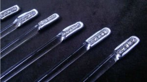 Gümüş yaldızlı krisal taş işleme Cam Çay Kaşığı takımı 6 adet el işçiliği ile camdan üretilmiştir