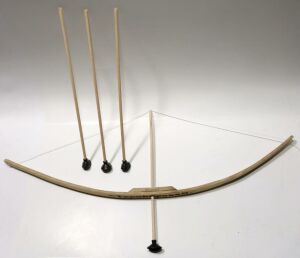 Orijinal Eğitici 75cm Ahşap Ok Yay Takımı +3 Vantuzlu Ok 30 mt Menzil Hassas Nişan Alma Güçlü Gergi