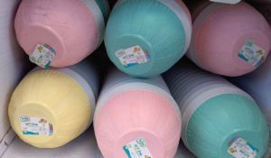 Örgü dizayn 0.5 LT süper kalite kırılmaz plastik,çift renk çerez,kahvaltı kasesi,renk garantisi yok!