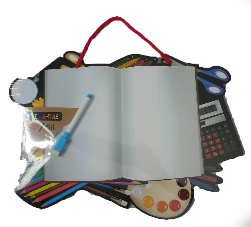 Çizgisiz Defter Sitili Ön Yüzü Ahşap Yazı Tahtası Arka Yüzü Boyama Aktivitesi