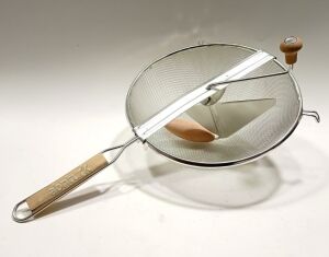 26cm Büyük Püre Makinesi 304 Kalite Çelik Süzgeçli Döner Sebze Ezici Evde Pratik Meyve Suyu Üretimi