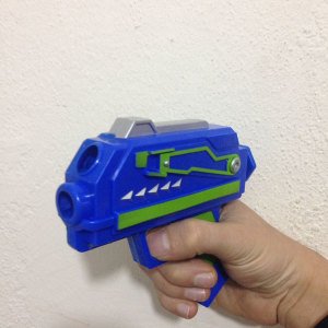 Sünger Mermi Atan Tabanca Zararsız ,Güvenli Dart Tabanca 3 Mermi ve 2 Mermi Hazneli Eğlenceli Silah