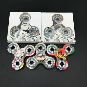 Desenli Stres Çarkı Metal Rulmanlı Süper Hızlı Uzun süre Dönen Süper Stres Çarkı Hands Spinner