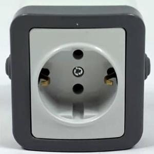 Alfa Ce Belgeli Sıva Üstü Topraklı Priz 7x8x5 Cm