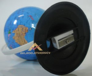 KALEMTRAŞ OLARAK KULLANABİLEN DÖNERLİ DÜNYA KÜRE