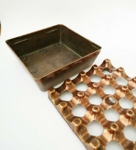 Izgara Döküm 16 Delikli Bakırkromaj kaplama Kül tablası .Metal Gövde pikdöküm Küllük