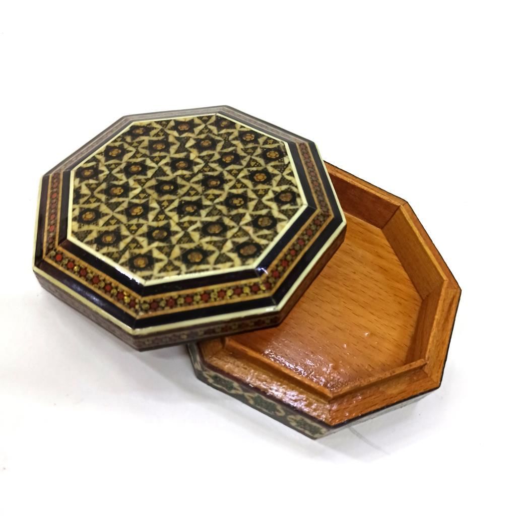 Ahşap Altın Varaklı Kakma Sedef İşlemeli İnce El İşçilikli 10x10 cm Sekizgen Kutu