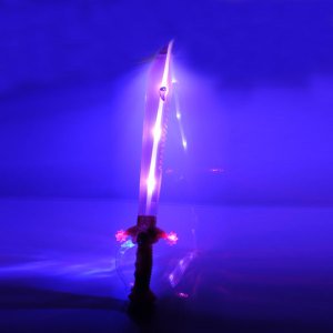 Işıklı ve Sesli Zararsız Oyuncak Kılıç - Savaş Oyuncakları 60 cm Uzunluğunda