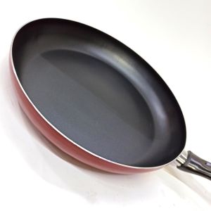 Teflon 30 cm Çapında Piyasa Malı 1.5 mm İnce Aliminyum Özel Kalite Kapaklı Balık Tavası