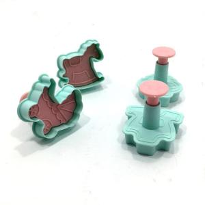 Yaylı Bas Çıkart Bebek Arabalı 4 lü Şeker Hamuru Kurabiye Kalıbı