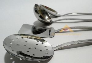 ÖMÜR BOYU GARANTİLİ 304 KALİTE PASLANMAZ ÇELİK 4'lü SET