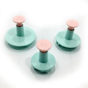 Bas Çıkart Sistem Çilek Şekilli 3lü Şeker Hamuru Kurabiye Kalıbı