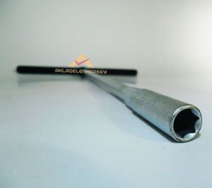 İZOLE SAPLI UZATMALI ÇELİK LOKMA BİJON ANAHTARI