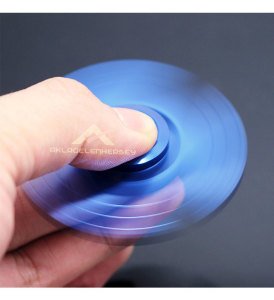 Star Wars Metal Stres Çarkı Metal Rulmanlı Süper Hızlı En Uzun süre Dönen Süper Stres Çarkı Spinner