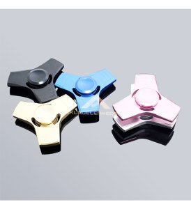 Star Wars Metal Stres Çarkı Metal Rulmanlı Süper Hızlı En Uzun süre Dönen Süper Stres Çarkı Spinner