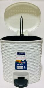 3Lt Rattan Beyaz Hasır Desenli Çıkarılabilen Kovalı Pedallı Çöp Kovası