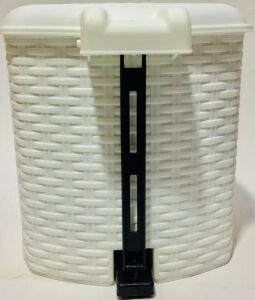 3Lt Rattan Beyaz Hasır Desenli Çıkarılabilen Kovalı Pedallı Çöp Kovası