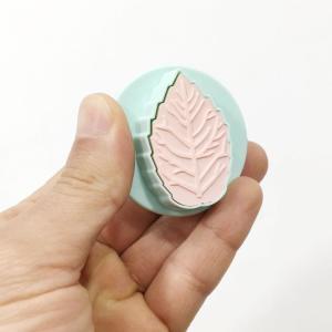 Bas Çıkart Gül Yaprağı Şekilli 3 lü Şeker Hamuru Kurabiye Kalıbı