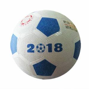 Tırtırlı yüzeye sahip sağlam dayanıklı futbol topu ASTARLI VE SİBOPLU 21 cm. KAUÇUK 4 no FUTBOL TOPU