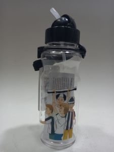 Siyah Beyaz Renkli Futbolcu Suluğu 500 ml Kırılmaz Su Matarası