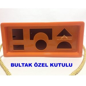 50pç ALFABE HARFLİ RENKLİ AHŞAP BLOKLAR BULTAKLI ÖZEL KUTUSUNDA