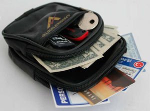 KEMERE TAKILAN 3 CEPLİ HAKİKİ DERİ BEL ÇANTASI