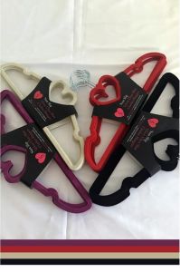 42 cm x 23 cm Yeni Trend Özel Tasarım Kaydırmaz Kadife Elbise Askıları 3'lü