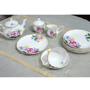 Dünya'nın En Kaliteli ve En İnce Porseleninden Üretilmiş 23 Parça Çay Seti - Porselen Çay takımı