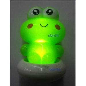Kurbağa Model Aç Kapa Anahtarlı Prize Takılan Soft Işık Sarfiyatsız Led Çocuk Odası Gece Lambası