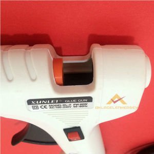 AÇMA KAPAMA ANAHTARLI SICAK SİLİKON TABANCASI