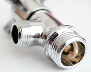 KROM KAPLAMA ARTI ŞEKLİNDE TAHARET MUSLUĞU