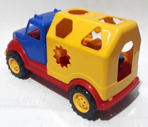 28x15x12cm Boyutunda Kırmızı Renk Bloklu Bul-Tak Oyuncak Kamyonet