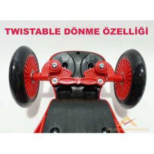 Şimşek Mcqueen Twistable 3 Tekerlekli Scooter