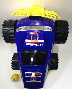 Sallanan Kafa Emoji Hediye 46cm Dev Tekerli Jumbo Jandarma Aracı 4x4 Jeep Süper Gösterişli Oyuncak