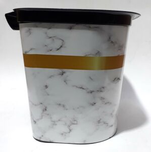 Mermer Desenli Askılı Kapaklı 27x20x18cm Boyutlarında Çöp Kutusu