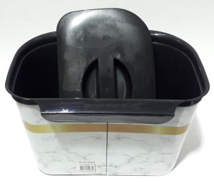 Mermer Desenli Askılı Kapaklı 27x20x18cm Boyutlarında Çöp Kutusu beyaz