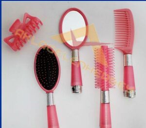 SAKLAMA ÇANTALI 5 PARÇA SAÇ BAKIM TARAK SETİ