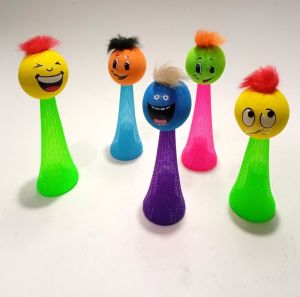 4 Adet Fırlayan Surat Çok Renk Işıklı Bas Fırlat ZıpZıp Oyuncak Emoji Toplar Zevkle Zıplayan Işıklar