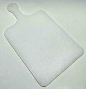 Sağlıklı Özel Plastikten Üretim Saplı Kesim Panosu 32x17cm Kaydırmayan Tırtıklı Yüzeye Kesme Tahtası