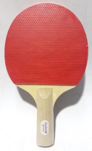 10cm Saplı 2 Raket ve 4cm Çaplı 3 Turuncu Toplu Masa Tenis Seti