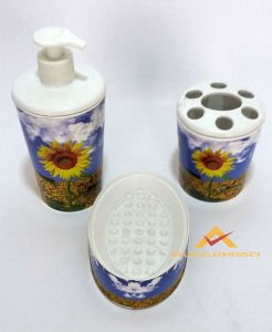 AY ÇİÇEĞİ DESENLİ 3 LU BANYO LAVABO SETİ