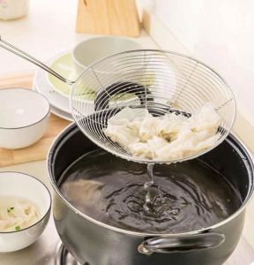 Kahverengi Saplı Çukur Kevgir Süzgeç Cips Kızartma Yağ Süzgeci Ø13cm Profesyonel Şefler+Evlere Uygun