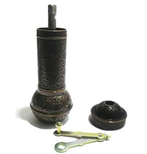 Büyük boy antik model metal kahve değirmeni