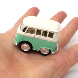 Renkli Minik 4,5 cm Die Cast Metal Volkswagen Little Van Minübüs Çek Bırak Özellikli 4,5x3x3cm Boyut